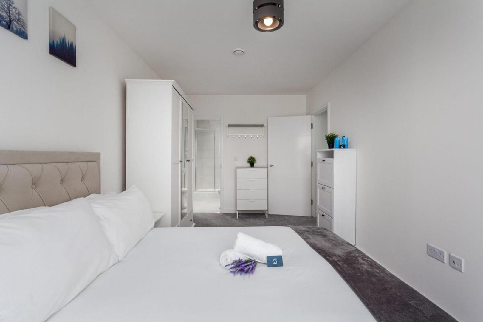 Classy Cricklewood Home Лондон Экстерьер фото